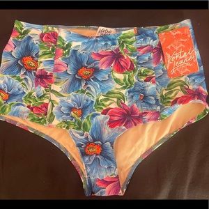 NWT Blue & Purple Floral